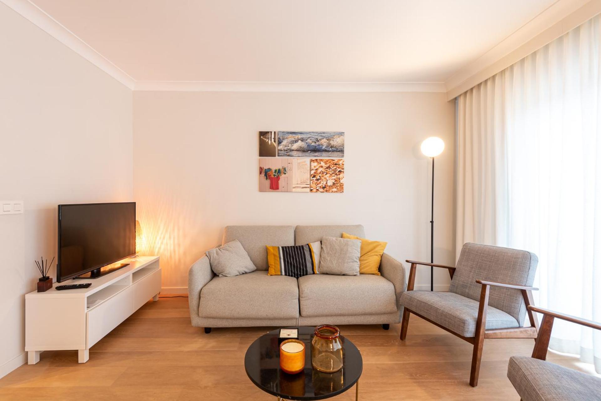 Appartement Modern With Large Terrace Close To The Sea